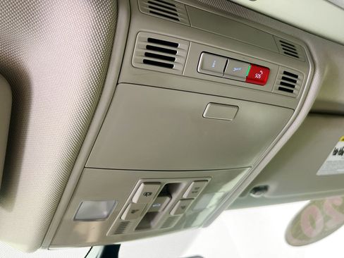 Used 2020 Volkswagen Jetta SE image 22