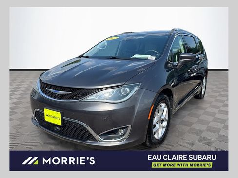 Used 2020 Chrysler Pacifica Touring-L Plus w/ Tire & Wheel Group FWD image 1