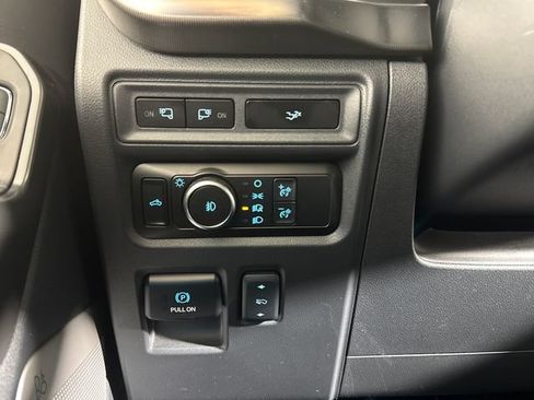 Used 2024 Ford F150 Lariat w/ FX4 Off-Road Package AWD/4WD image 38