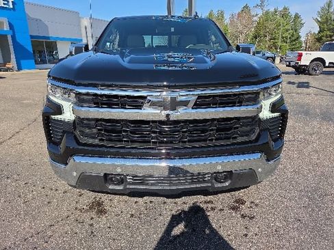 New 2026 Chevrolet Silverado 1500 LT w/ Safety Package AWD/4WD image 2