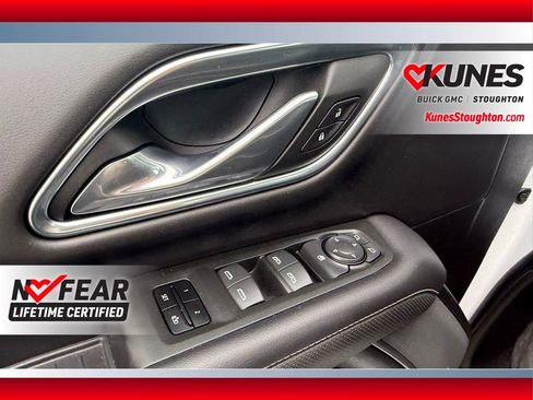 Used 2022 GMC Yukon SLT AWD/4WD image 23