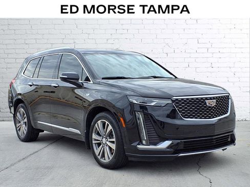 Used 2021 Cadillac XT6 Premium Luxury image 5