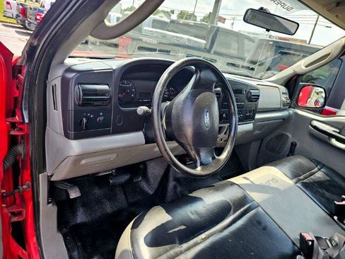 Used 2005 Ford F250 XL image 7