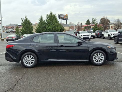 Certified 2025 Toyota Camry LE image 7