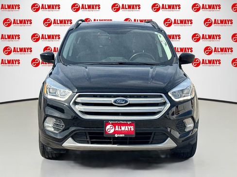 Used 2018 Ford Escape SEL image 2
