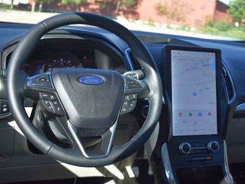 Used 2024 Ford Edge Titanium w/ Equipment Group 301A AWD/4WD image 26