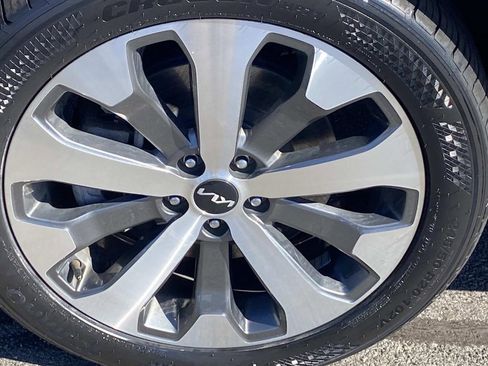 Used 2022 Kia Telluride EX w/ EX Premium Package AWD/4WD image 31