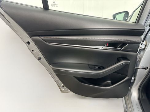 Used 2020 MAZDA MAZDA3 AWD Sedan w/ Preferred Package image 25