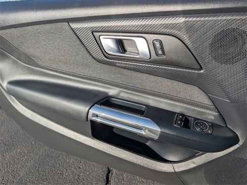Certified 2025 Ford Mustang GT image 19