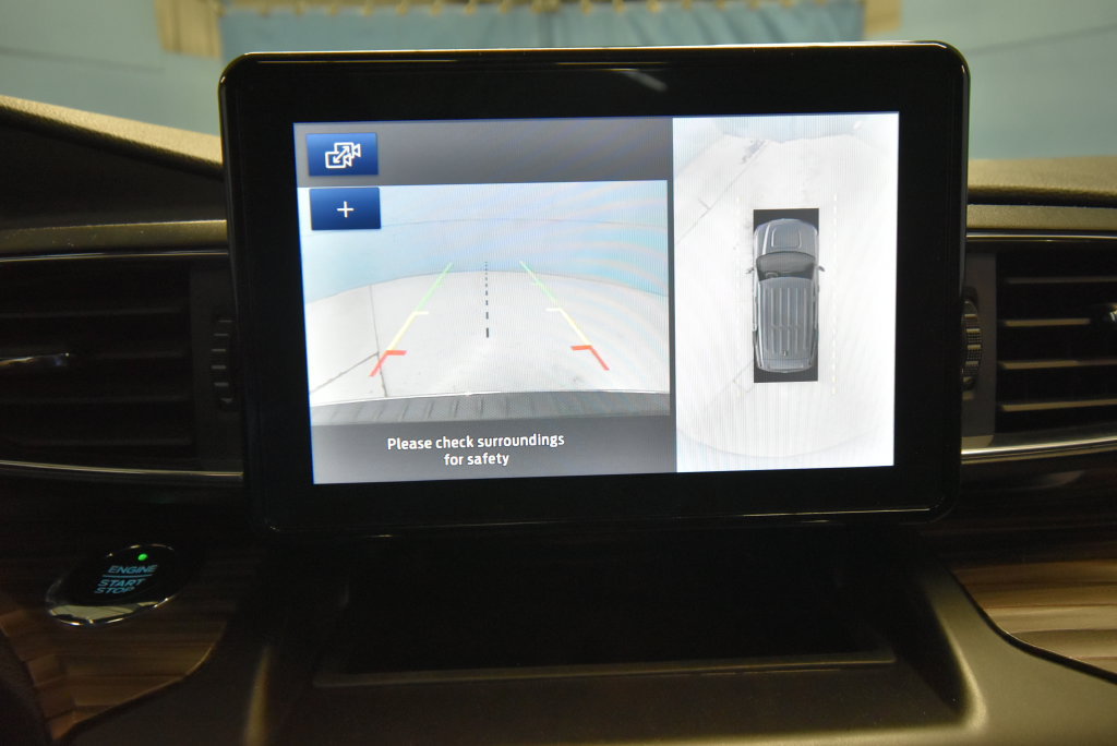 Used 2020 Ford Explorer Limited AWD/4WD image 19