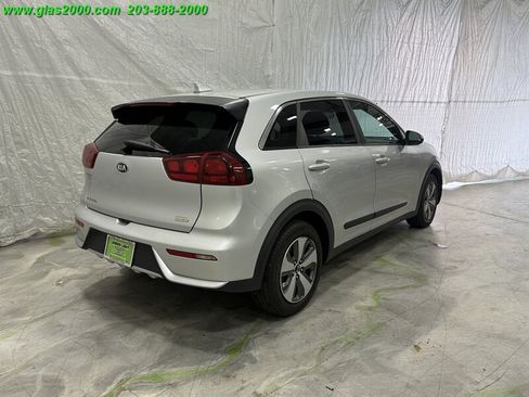 Used 2018 Kia Niro FE FWD image 8