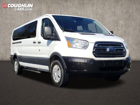 Used 2017 Ford Transit 350 XLT image 1