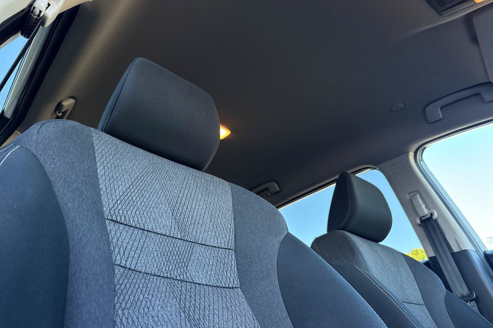 Used 2024 Nissan Rogue SV FWD image 20