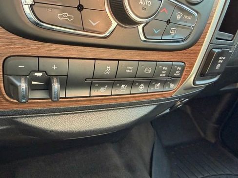 Used 2017 RAM 2500 Laramie AWD/4WD image 46