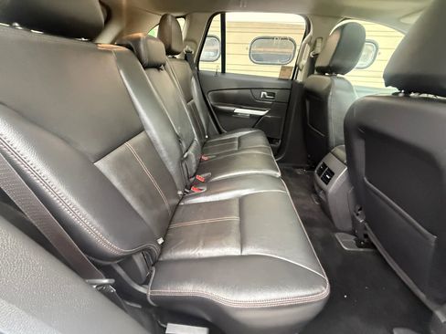 Used 2014 Ford Edge SEL w/ Equipment Group 205A AWD/4WD image 4