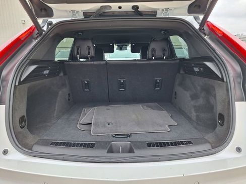 Used 2024 Cadillac XT4 Premium Luxury image 26