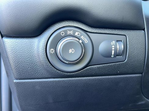 Used 2022 Dodge Durango GT image 18