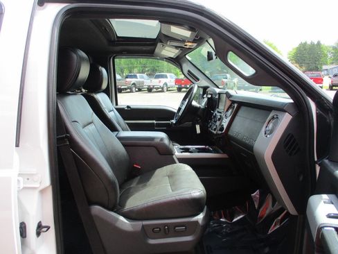 Used 2014 Ford F350 Lariat w/ Lariat Ultimate Package AWD/4WD image 27