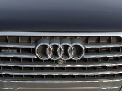 Used 2018 Audi Q7 3.0T Premium Plus image 12