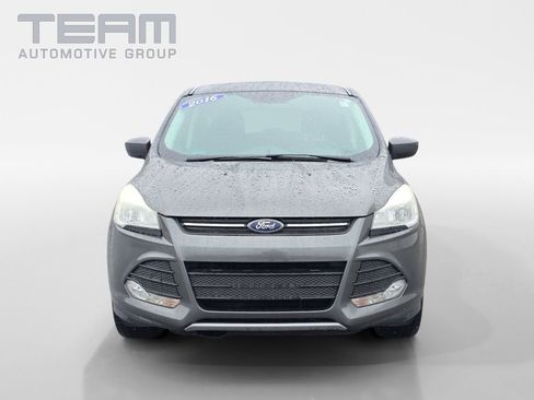 Used 2016 Ford Escape SE image 2