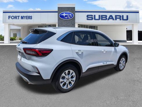 Used 2024 Ford Escape Active FWD image 4