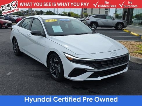 Certified 2025 Hyundai Elantra SEL FWD image 1