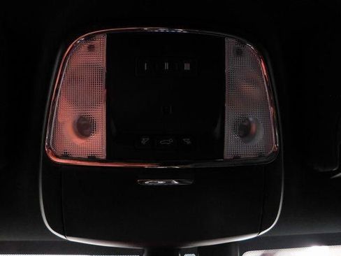 Used 2018 Jeep Grand Cherokee Limited image 47