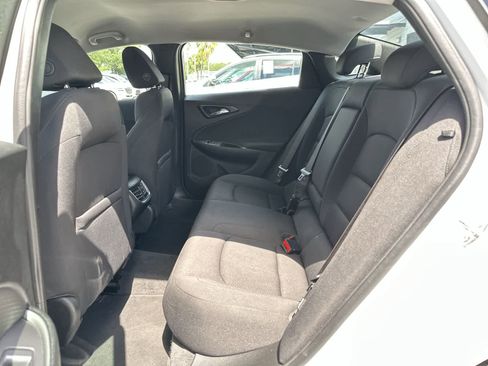 Used 2022 Chevrolet Malibu LT FWD image 4