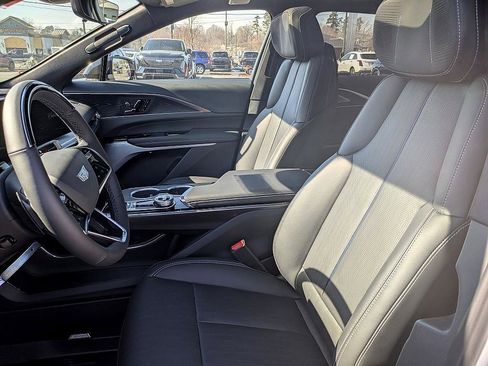 New 2026 Cadillac Lyriq Premium Sport image 10