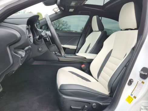 Used 2023 Lexus IS 350 F Sport w/ Memory Package image 9