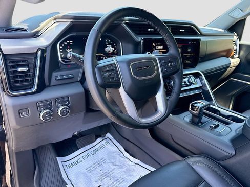 Used 2023 GMC Sierra 1500 Denali w/ Denali Reserve Package AWD/4WD image 12