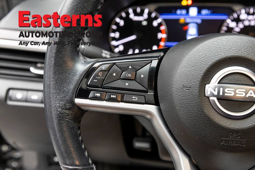 Used 2023 Nissan Altima 2.5 SV w/ SV Premium Package FWD image 16