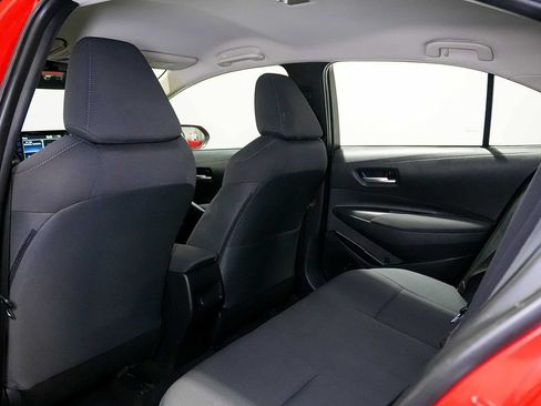 Used 2021 Toyota Corolla LE FWD image 16