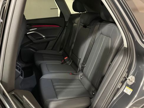 Used 2025 Audi Q5 Premium Plus w/ Premium Plus image 20