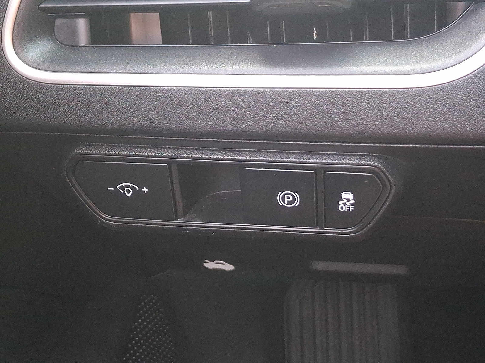 Used 2025 Kia K4 FWD image 22
