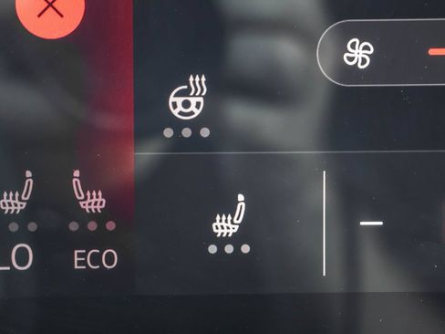 Certified 2023 Volkswagen ID.4 Pro S Plus AWD/4WD image 24