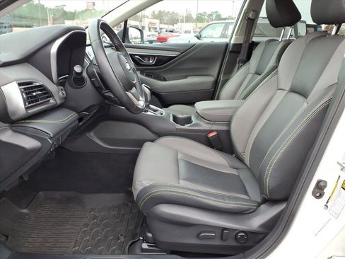 Used 2022 Subaru Outback Onyx Edition XT image 3