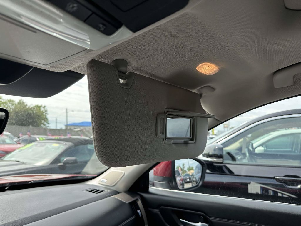 Used 2023 Nissan Pathfinder Platinum w/ Lighting Package (N93) AWD/4WD image 17