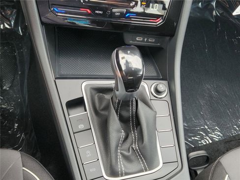 New 2025 Volkswagen Jetta Sport image 11