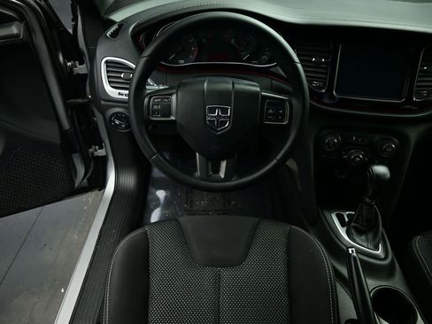 Used 2015 Dodge Dart SXT image 2