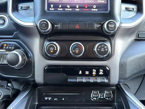 Used 2019 RAM 1500 Big Horn AWD/4WD image 19