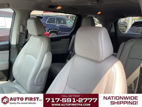 Used 2018 Honda Odyssey Elite image 6