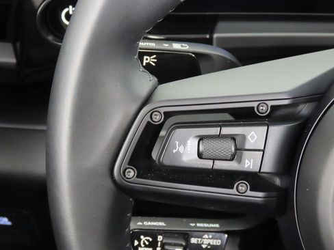 Certified 2025 Porsche Macan 4 Electric AWD/4WD image 20