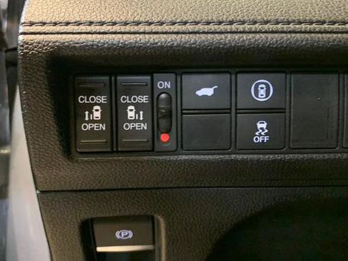 Used 2023 Honda Odyssey Sport image 22