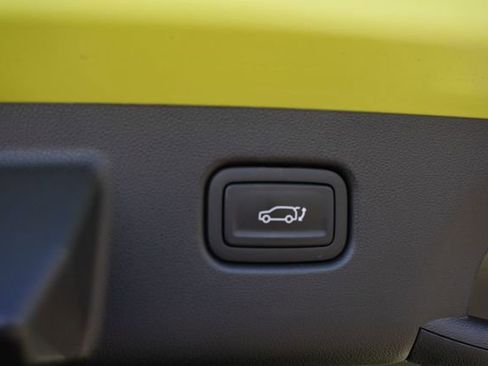 Used 2024 Hyundai Kona Limited image 21