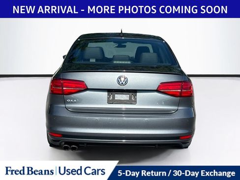 Used 2017 Volkswagen Jetta GLI FWD image 7