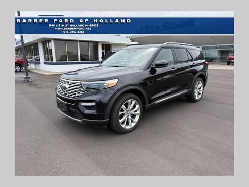 Certified 2023 Ford Explorer Platinum w/ Technology Package AWD/4WD image 1