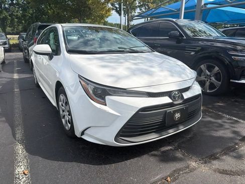 Used 2024 Toyota Corolla LE FWD image 1