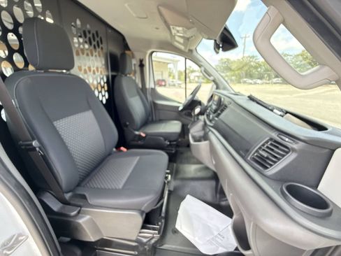 Used 2025 Ford Transit 250 Low Roof w/ Exterior Upgrade Package RWD image 25