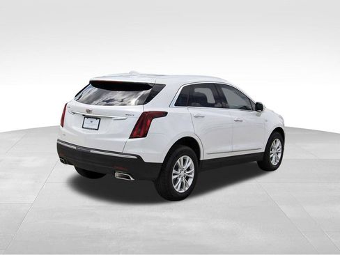 New 2026 Cadillac XT5 Luxury w/ LPO, Floor Liner Package AWD/4WD image 4